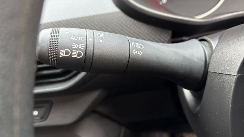 Dacia Jogger 1.0 TCe Essential 5dr Petrol Estate